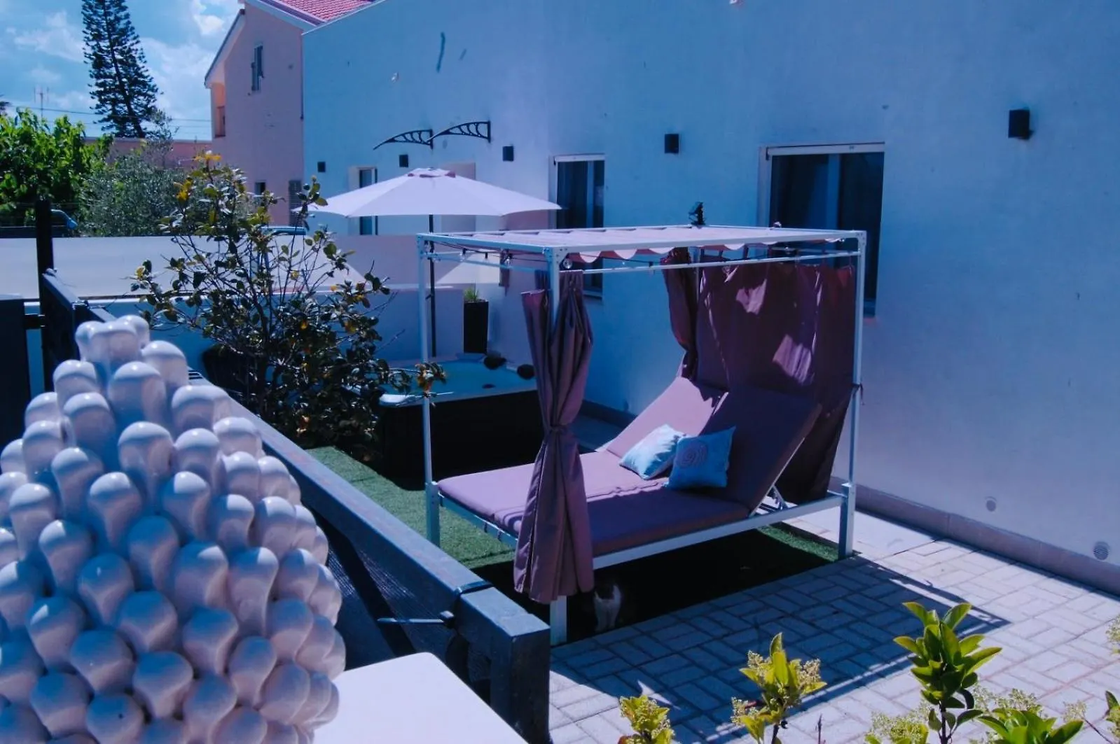 Studio Alpha Syracuse 0*,  Italien
